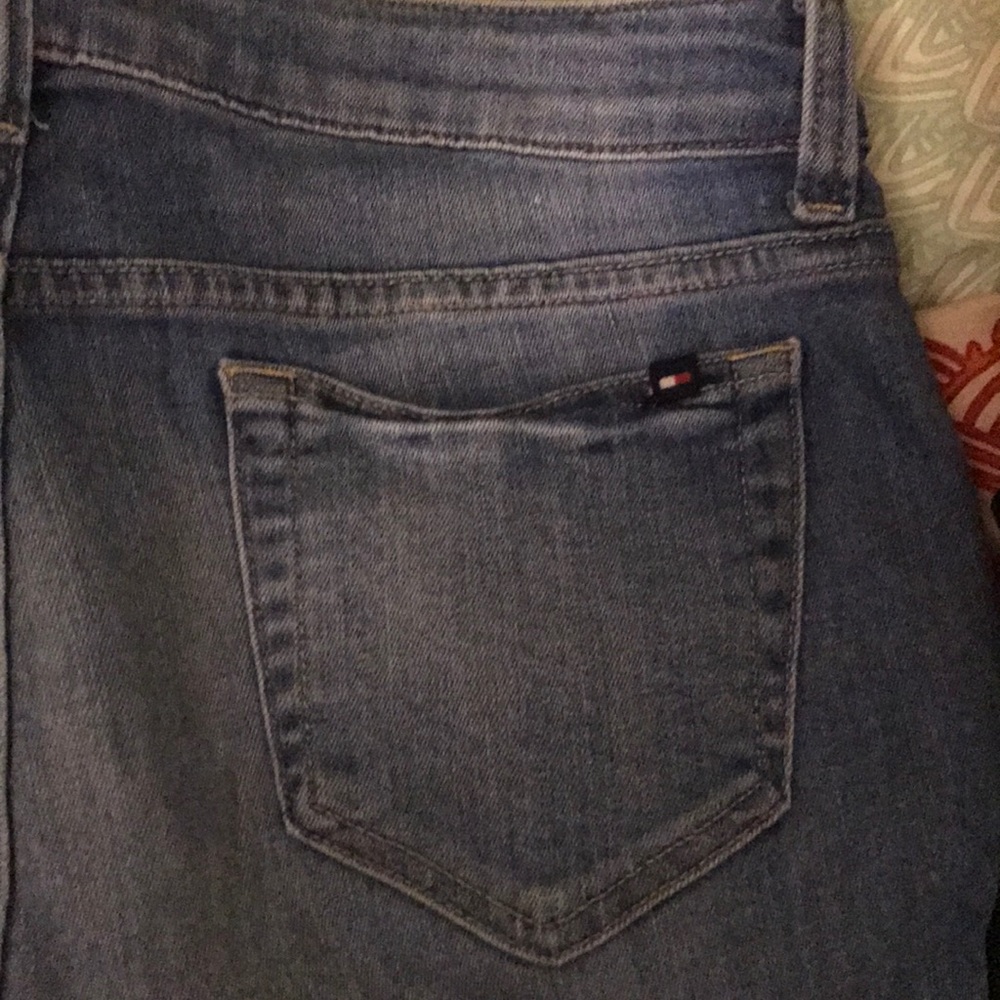 Tommy Hilfiger light wash denim jeans